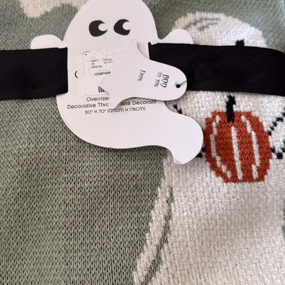 GOBLIN & GHOUL GREEN GHOST PUMPKIN JACK O LANTERN OVERSIZED HALLOWEEN THROW NWT
